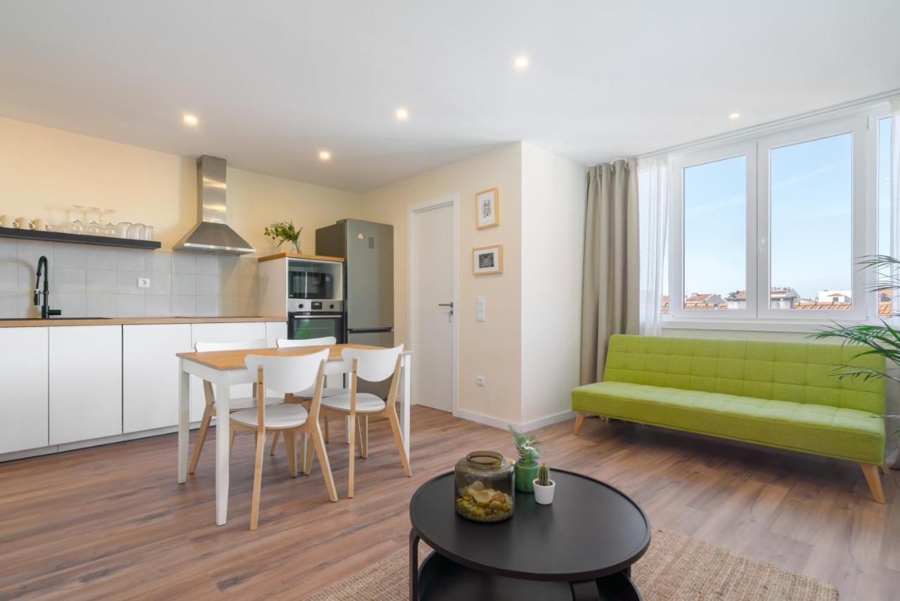 Host Wise - Fantastic Contemporary Flat W Balcony Apartamento Porto Exterior foto