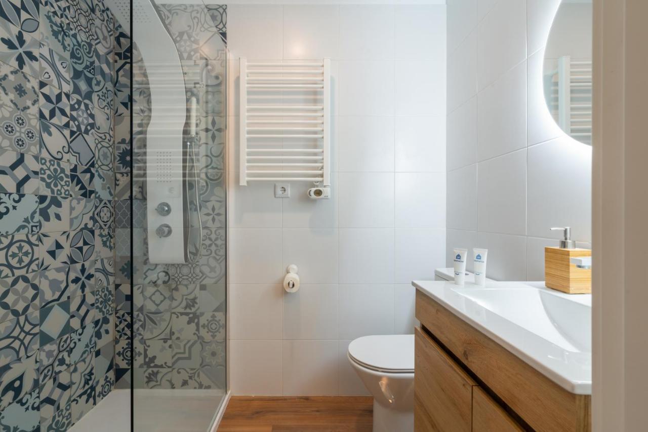 Host Wise - Fantastic Contemporary Flat W Balcony Apartamento Porto Exterior foto